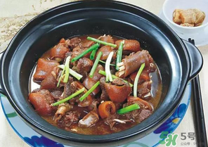 狗肉和什么一起吃最好？狗肉和什么一起燉好吃？