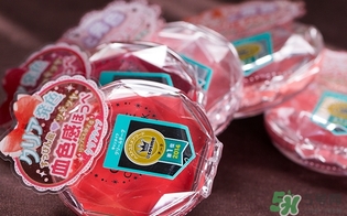 canmake腮紅膏怎么用？canmake腮紅膏使用方法