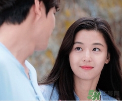 人魚色口紅什么牌子好？人魚色口紅推薦
