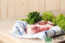 冬天沒有冰箱肉可以放幾天？生肉沒有冰箱怎么保存？