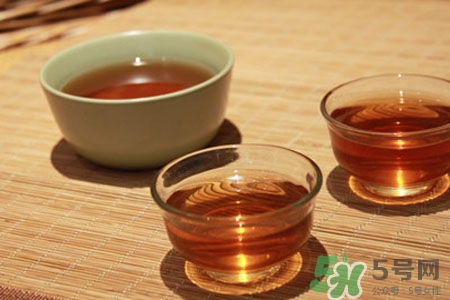 冬天喝菊花茶好嗎？冬天喝菊花茶加枸杞好嗎？