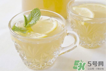 冬天可以喝檸檬水嗎？冬天喝檸檬水好嗎？