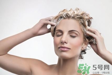 產(chǎn)后可以洗頭嗎？產(chǎn)后多久可以洗頭發(fā)？
