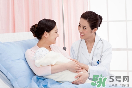 產(chǎn)后可以用普通衛(wèi)生巾嗎？產(chǎn)婦專用衛(wèi)生巾和普通衛(wèi)生巾的區(qū)別
