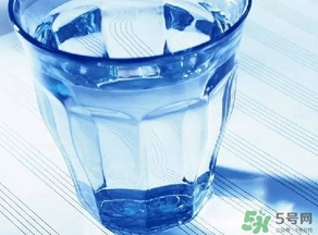 鹽水洗鼻多久見效？鹽水洗鼻一次洗多久？