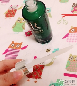 赫蓮娜綠寶瓶怎么用？赫蓮娜綠寶瓶精華使用方法
