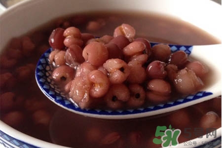 冬天可以喝紅豆薏米粥嗎？冬天喝紅豆薏米粥好嗎？