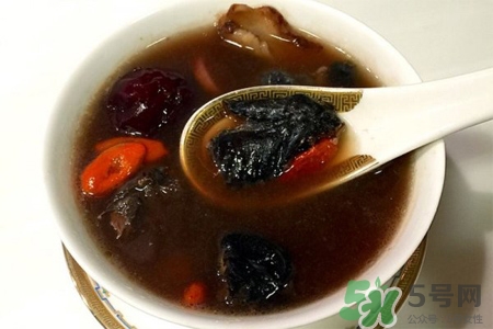 睡眠不好喝什么湯好？失眠喝什么湯好？
