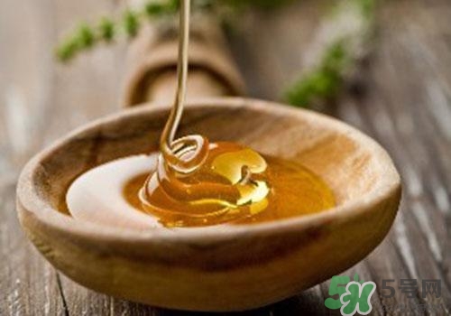 乳腺增生可以喝蜂蜜嗎？乳腺增生喝蜂蜜有用嗎？