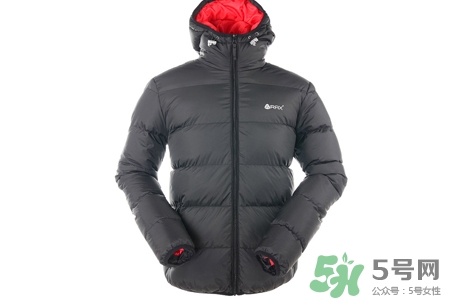 羽絨服被染色了還能洗掉嗎？羽絨服染色怎么洗掉？