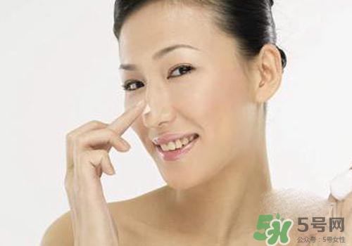 綿羊油可以搽臉嗎？綿羊油可不可以搽臉？
