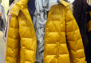 羽絨服需要干洗嗎？羽絨服干洗好還是水洗好？