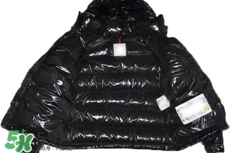 冬天穿皮衣和羽絨服哪個(gè)更保暖？冬天穿皮衣好還是羽絨服好？