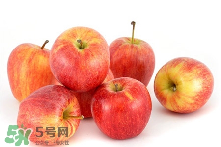 寶寶吃蘋果泥要蒸熟嗎？寶寶吃蘋果泥有什么好處？