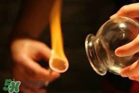 拔罐后皮膚發(fā)癢是怎么回事？拔罐后為什么皮膚會(huì)癢？