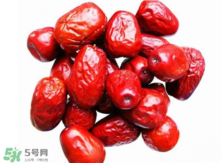 灰棗和紅棗哪種營(yíng)養(yǎng)高？灰棗和紅棗哪個(gè)補(bǔ)血呢？