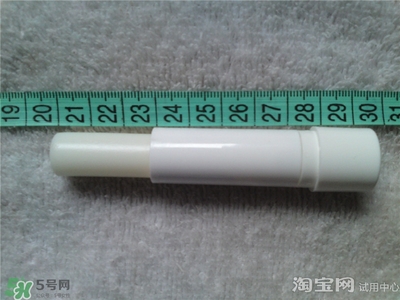 妮維雅唇膏和曼秀雷敦唇膏哪個好？妮維雅和曼秀雷敦對比