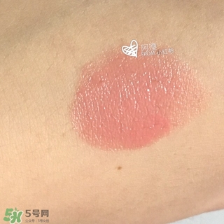 美寶蓮好氣色輕唇膏哪個(gè)顏色好看？美寶蓮好氣色輕唇膏試色