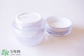 素顏霜有防曬功能嗎？素顏霜能防曬嗎？