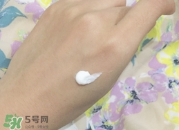 依泉是哪個國家的牌子？uriage依泉是什么牌子檔次？