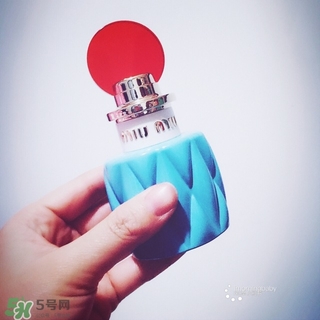miumiu香水怎么打開(kāi)？miumiu繆繆香水怎么用？