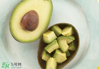 切開的牛油果怎么保存？牛油果切開后能放多長(zhǎng)時(shí)間？