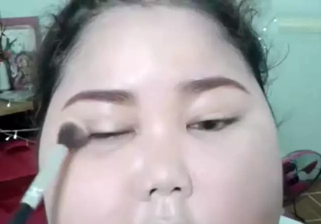 臉胖怎么化妝好看？臉大怎么化妝好看