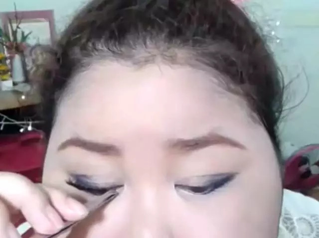 臉胖怎么化妝好看？臉大怎么化妝好看