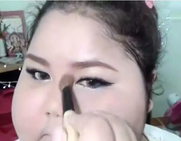 臉胖怎么化妝好看？臉大怎么化妝好看
