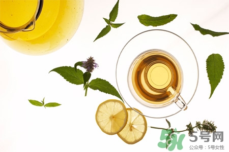 口含茶葉能治口臭嗎？口含茶葉有什么作用？