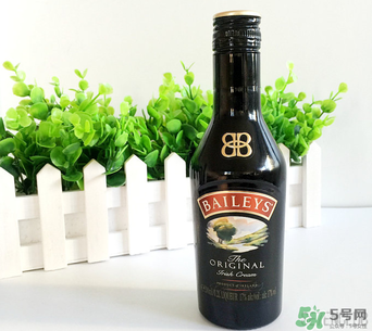 女生適合喝什么酒？什么酒適合女生喝？