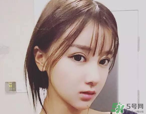 素顏霜什么時候涂？素顏霜怎么涂均勻？