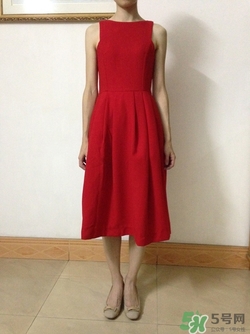 年會要穿禮服嗎？年會禮服搭配