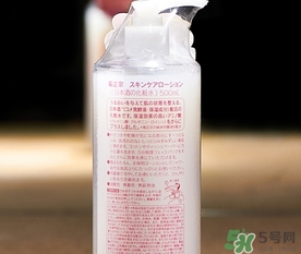 菊正宗化妝水適合什么膚質(zhì)？菊正宗化妝水對(duì)皮膚的刺激性大嗎？