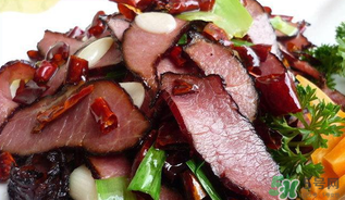 腌肉長(zhǎng)蛆還能吃嗎？腌肉長(zhǎng)蛆的原因