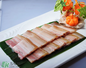 腌肉長毛了還能吃嗎？腌肉長綠毛了還能吃嗎？