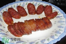 臘腸炒之前怎么處理？臘腸怎么清洗？
