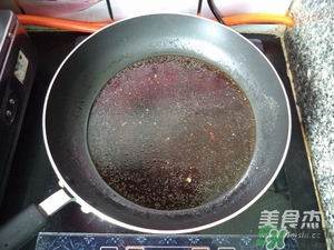 肉丸子可以用面粉嗎？肉丸子用什么粉？