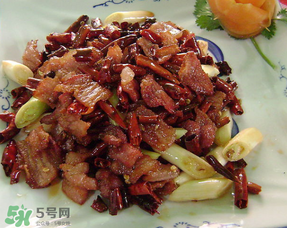 腌肉要洗嗎？腌肉怎么洗不咸？