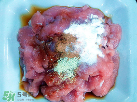 腌肉用什么粉？腌肉可以用面粉嗎？
