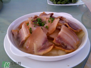腌肉放什么酒？腌肉為什么要放酒？