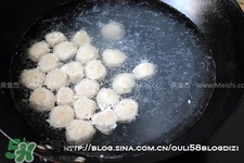 魚丸用什么粉？魚丸用面粉還是淀粉？