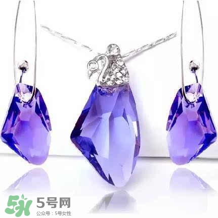 施華洛世奇是什么材質(zhì)？施華洛世奇是真水晶嗎？