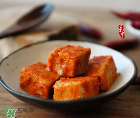 霉豆腐長紅霉還能吃嗎？霉豆腐為什么會長紅霉？