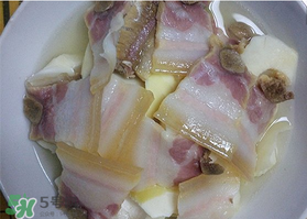 腌肉怎么做好吃？腌肉炒什么菜好吃？