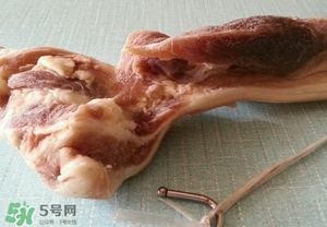 腌肉會(huì)壞嗎？腌肉放久了能吃嗎？