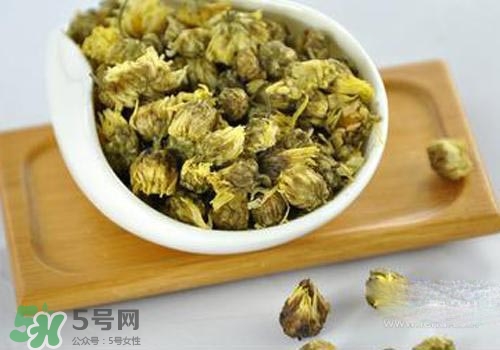 金銀花和菊花哪個去火效果好一些？金銀花和菊花茶哪個好？
