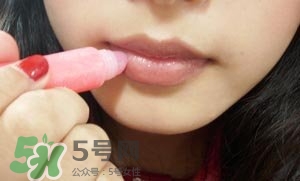 唇線(xiàn)筆可以當(dāng)口紅嗎？唇線(xiàn)筆和口紅的區(qū)別？