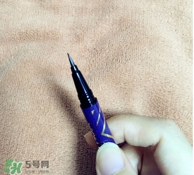 液體眉筆是什么？液體眉筆和眉筆哪個好用？