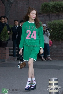 李圣經(jīng)的衣服什么牌子？李圣經(jīng)衣服同款